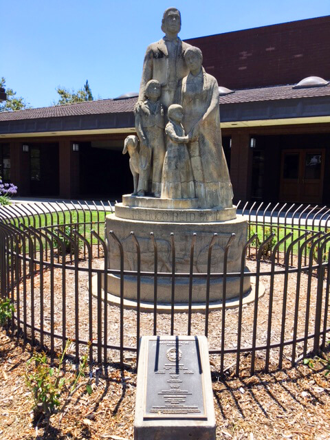 Hugo Reid Statue